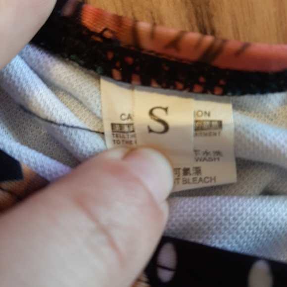 No brand swim suit, size S. - Picture 5 of 6